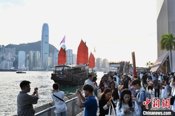 卓信宝配资 今年首季度约1200万人次旅客访港 同比增长7%
